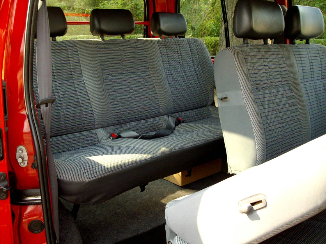 Toyota Hiace, снимка 13 - Бусове и автобуси - 55596802