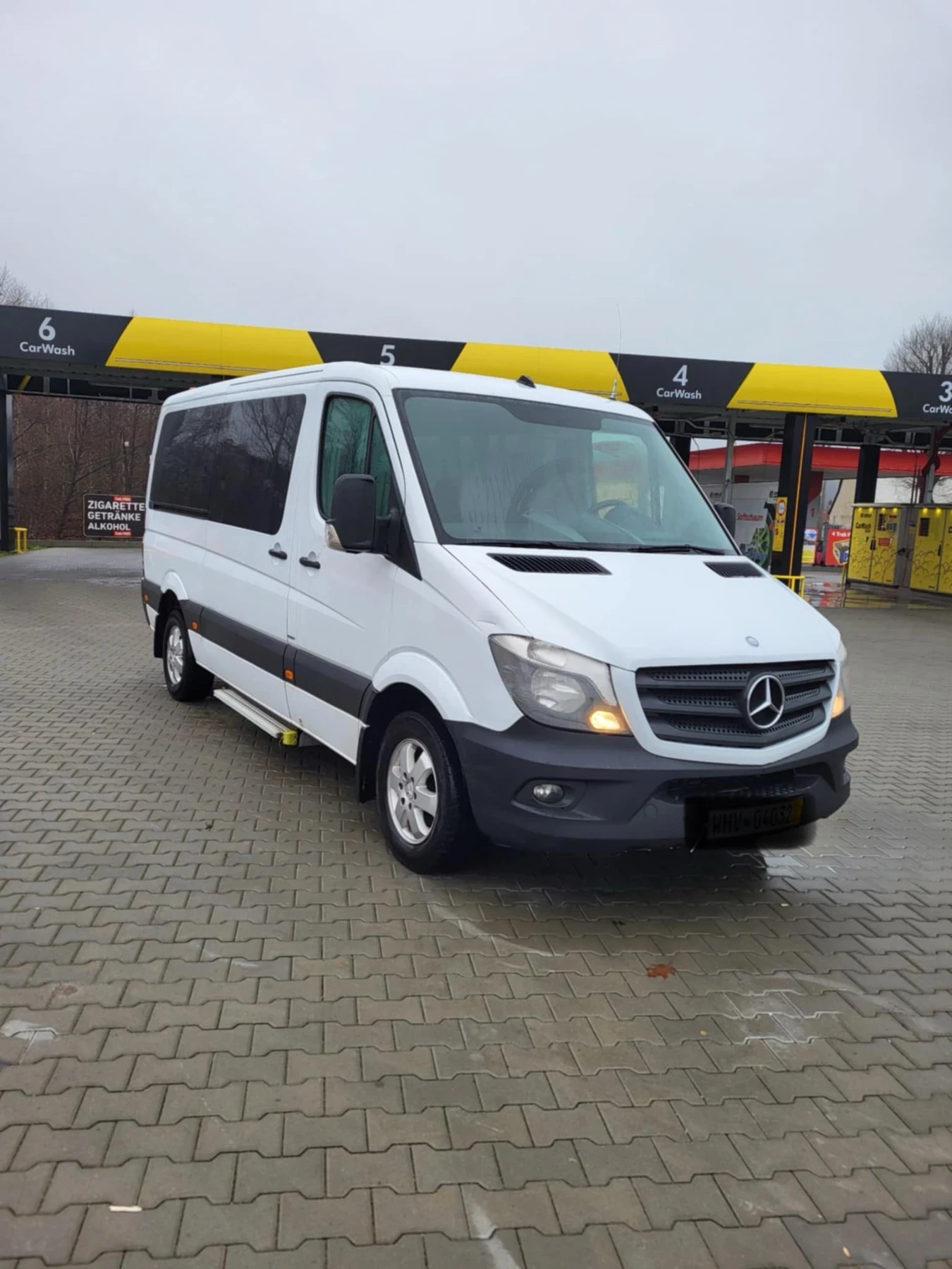 Mercedes-Benz Sprinter 216