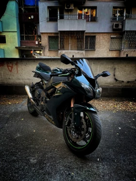  Kawasaki Zxr