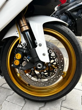 ����� �� �������� �� Suzuki Gsxr K7 1000