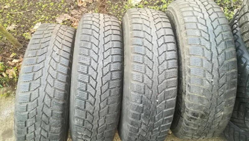 Гуми с джанти Maxxis 205/80R16, снимка 4 - Гуми и джанти - 26788633