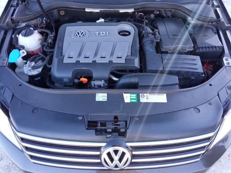 VW Passat 2.0 TDI 170к.с., снимка 15 - Автомобили и джипове - 42649153