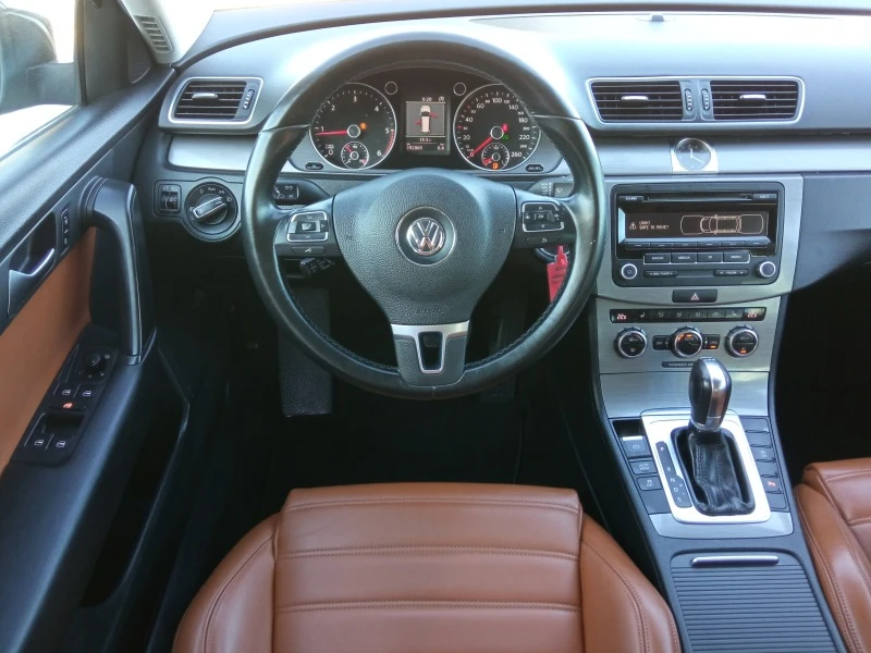 VW Passat 2.0 TDI 170к.с., снимка 10 - Автомобили и джипове - 42649153