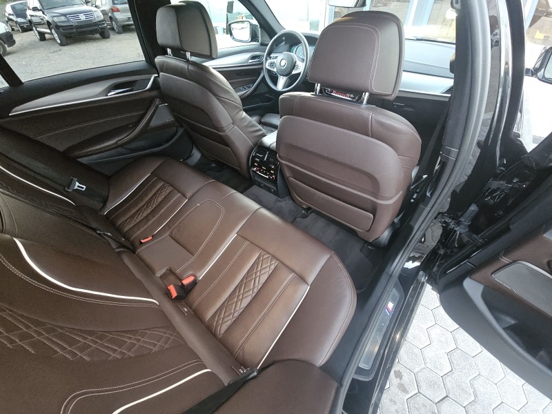 BMW 530 M-PACKET* XD* HEAD UP* 360* LED* PANORAMA* ЛИЗИНГ, снимка 11 - Автомобили и джипове - 46356894