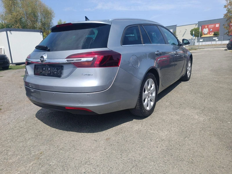 Opel Insignia 1.6i ST Turbo CH, снимка 5 - Автомобили и джипове - 47144919