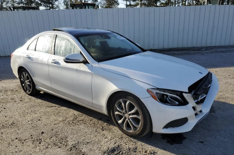 Mercedes-Benz C 300, снимка 2 - Автомобили и джипове - 49262186