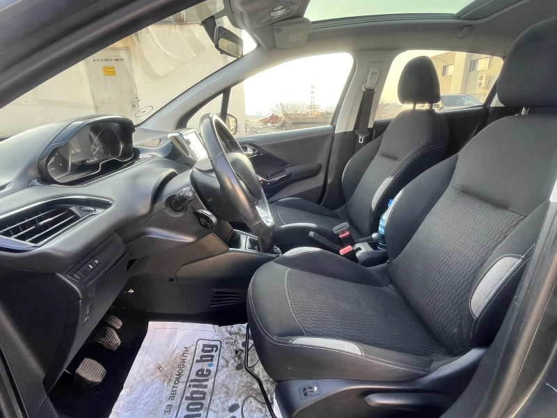 Peugeot 208 1.6Bluehdi 100к.с Панорама, снимка 8 - Автомобили и джипове - 49338659