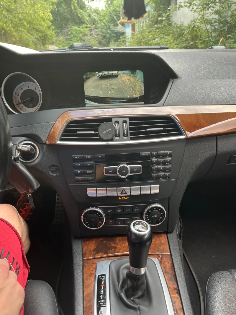 Mercedes-Benz 180 AMG пакет, снимка 9 - Автомобили и джипове - 52732512