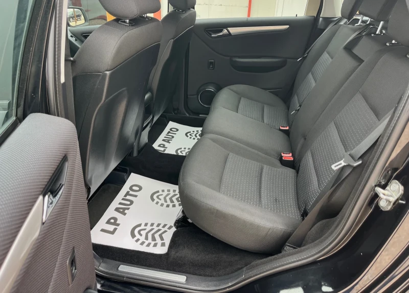 Mercedes-Benz B 180 2.0d* SPORT* NAVI* FACELIFT, снимка 12 - Автомобили и джипове - 51958667