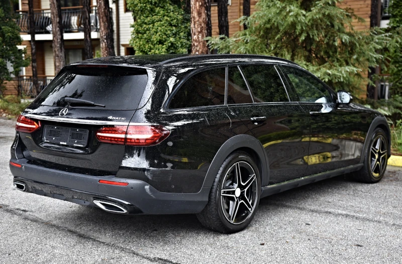 Mercedes-Benz E 220 All-Terrain/FACELIFT/4х4/PremiumPlus/, снимка 4 - Автомобили и джипове - 51991617