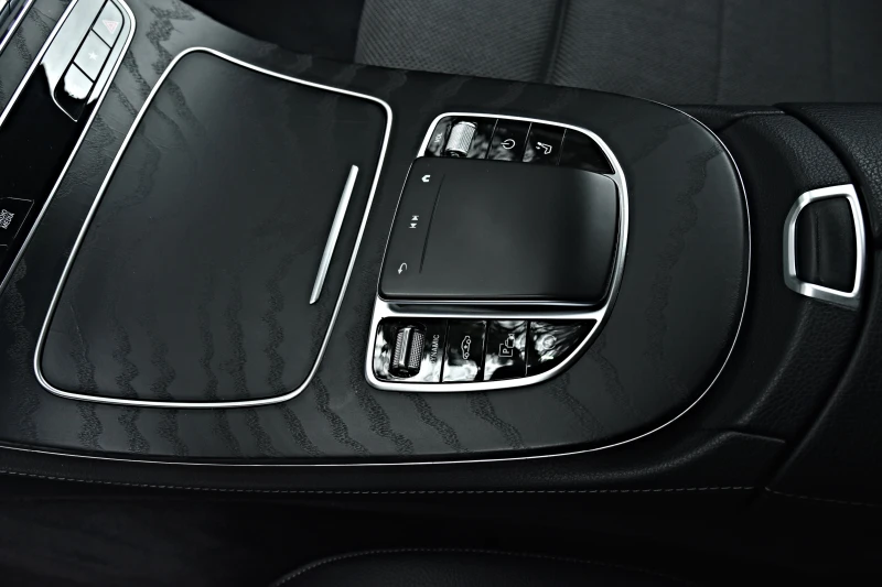 Mercedes-Benz E 220 All-Terrain/FACELIFT/4х4/PremiumPlus/, снимка 10 - Автомобили и джипове - 51991617