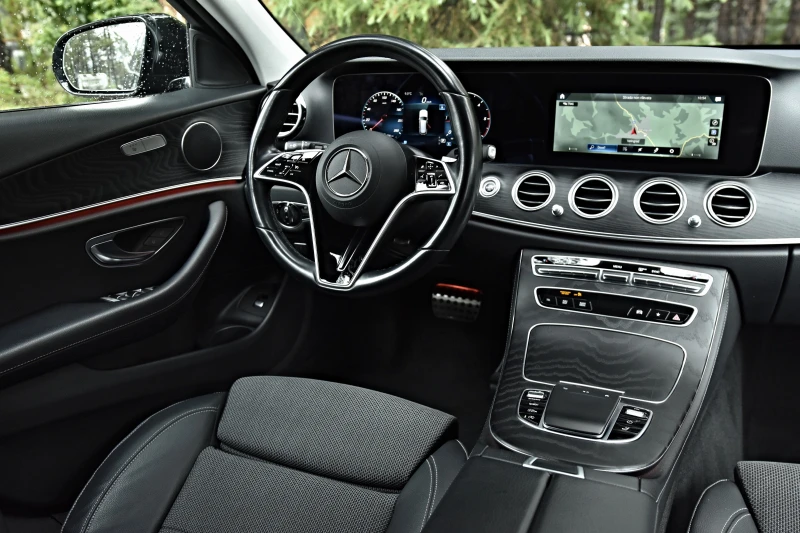 Mercedes-Benz E 220 All-Terrain/FACELIFT/4х4/PremiumPlus/, снимка 15 - Автомобили и джипове - 51991617