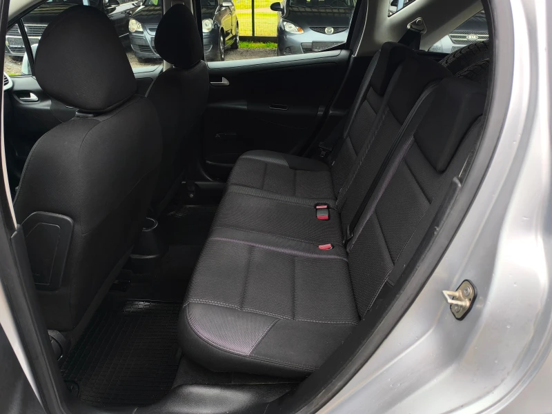 Peugeot 207 FACE LIFT-1.4i-95кс-КЛИМАТИК-ПАНОРАМА-EURO 5 !!!, снимка 12 - Автомобили и джипове - 52920997
