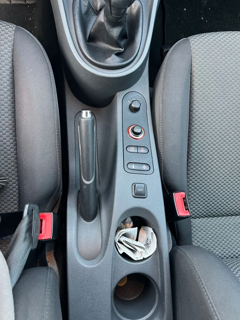 Seat Leon, снимка 9 - Автомобили и джипове - 53268576