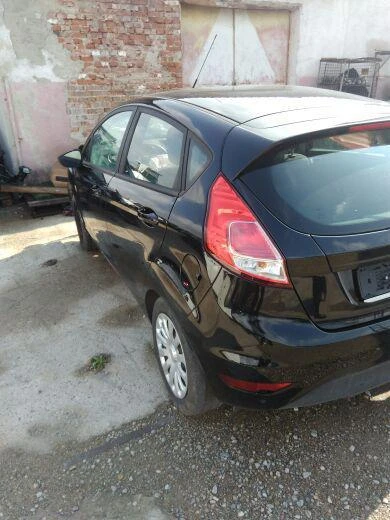 Ford Fiesta 1.5 D - изображение 5