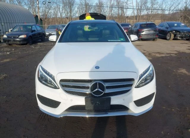 Mercedes-Benz C 400 4MATIC* AMG-Pack* LED* Burmester* Пано* Подгрев* , снимка 3 - Автомобили и джипове - 49112590