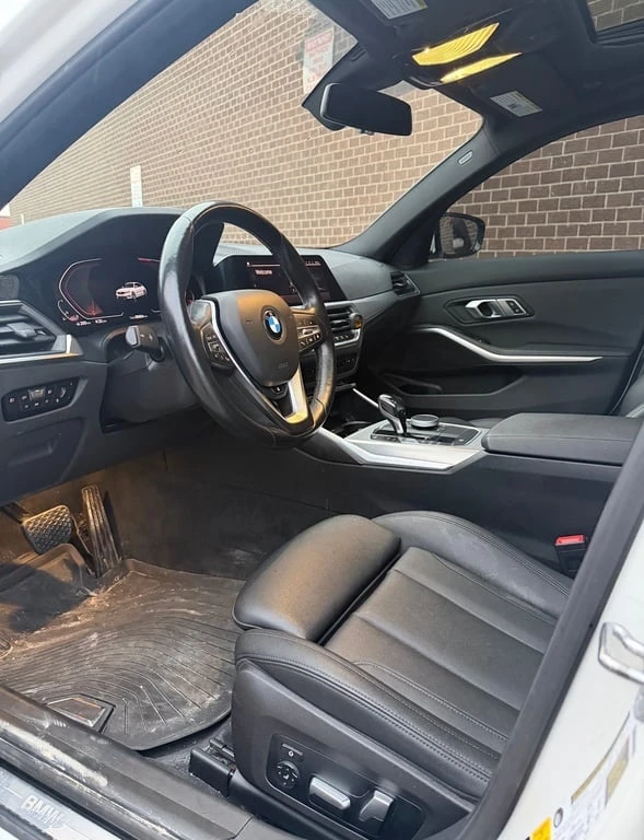 BMW 330 * 330i xDrive * CARFAX * БЕЗ ПЪРВОНАЧАЛНА ВНОСКА - изображение 5