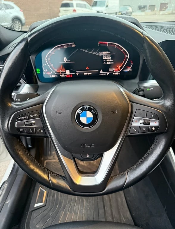 BMW 330 * 330i xDrive * CARFAX * БЕЗ ПЪРВОНАЧАЛНА ВНОСКА - изображение 10