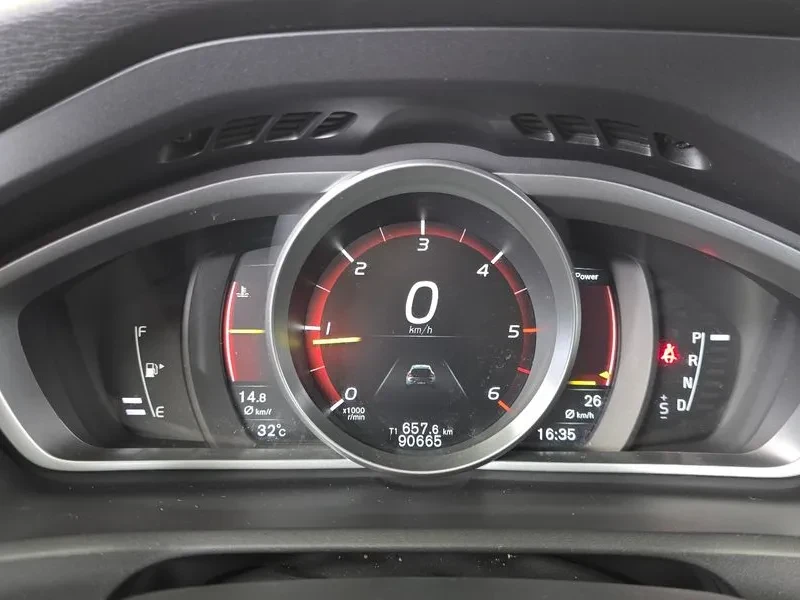 Volvo V40 Cross Country D3 | Mobile.bg � ����������� 8