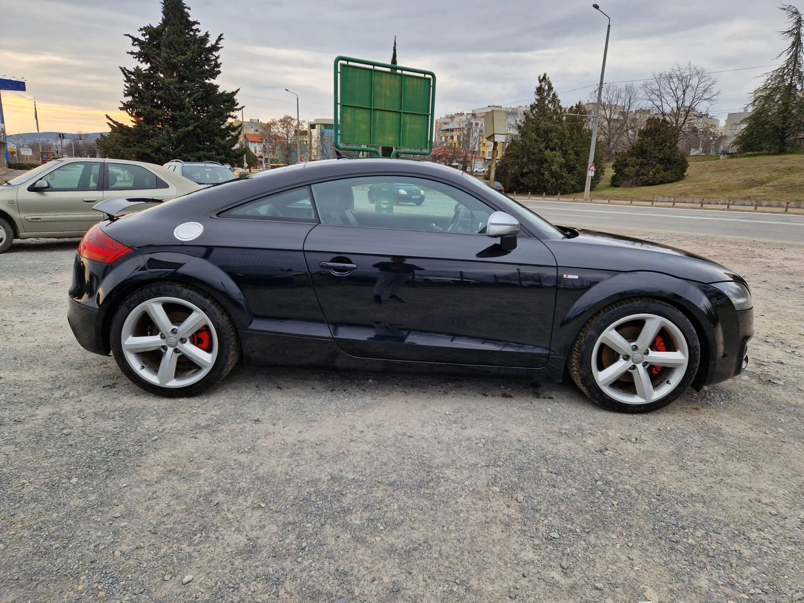 Audi Tt 1.8TFSI S-Line - изображение 6