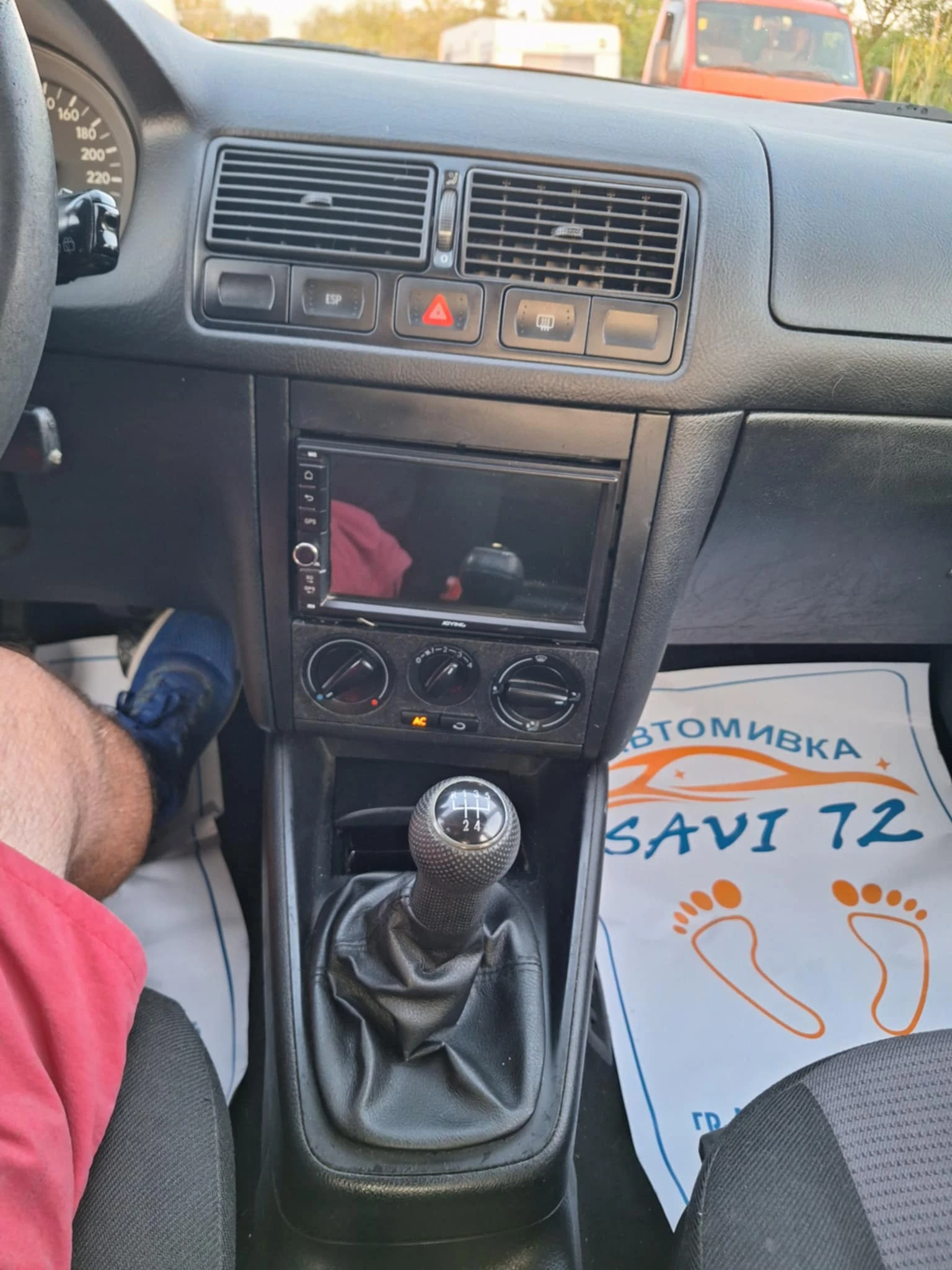 VW Golf 1.6i klima - изображение 9