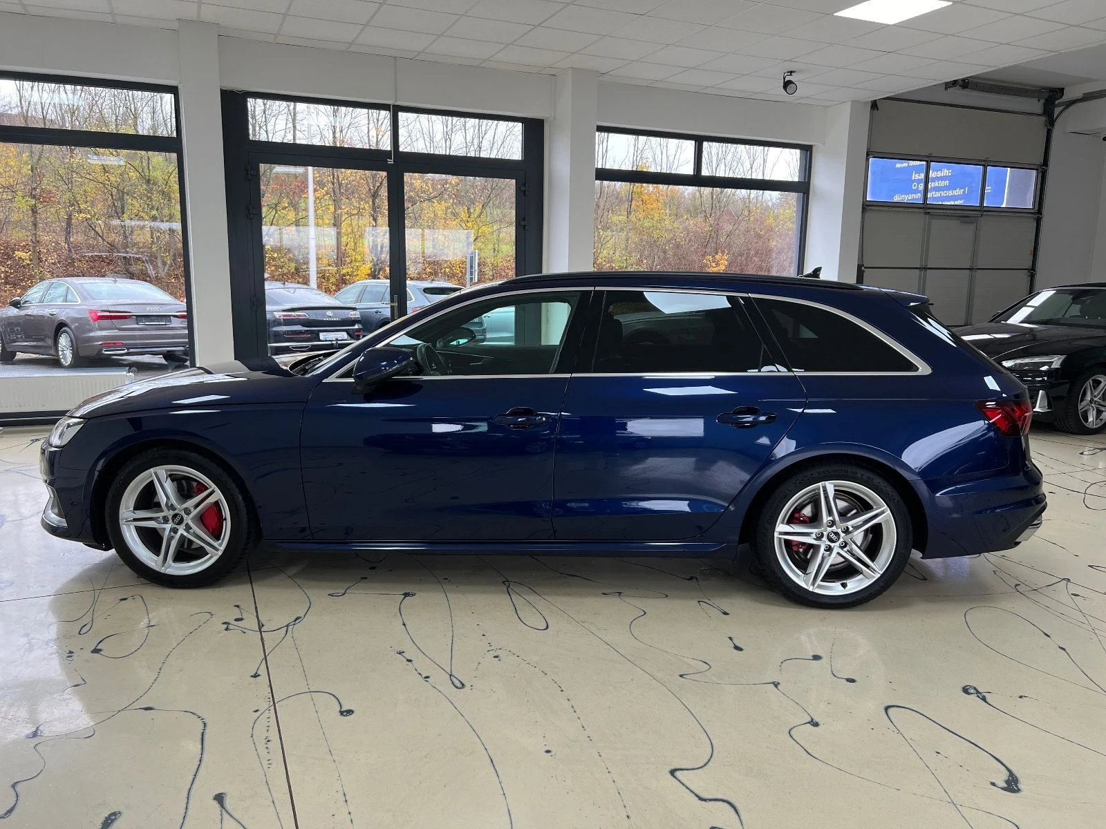 Audi A4 S LINE - изображение 5