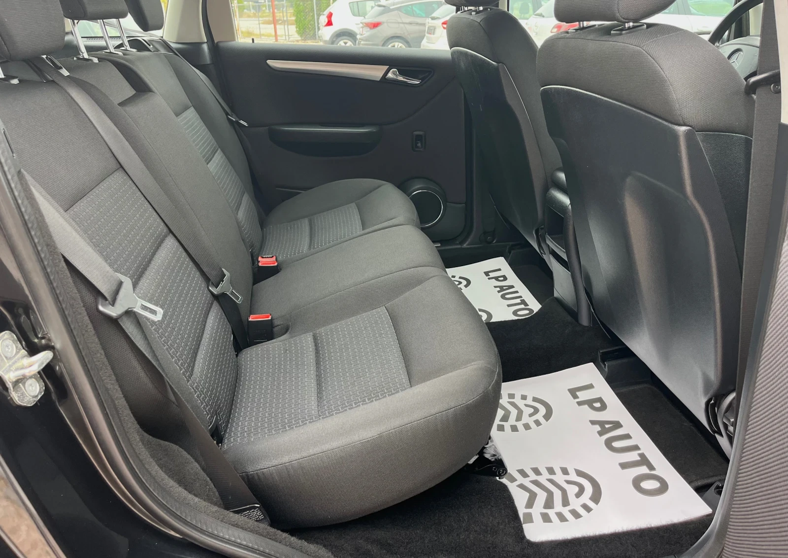 Mercedes-Benz B 180 2.0d* SPORT* NAVI* FACELIFT | Mobile.bg   11