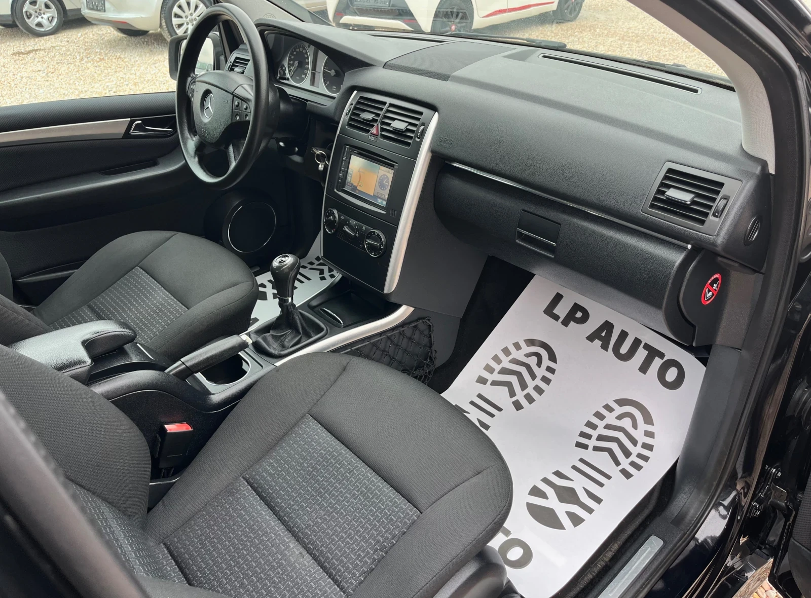 Mercedes-Benz B 180 2.0d* SPORT* NAVI* FACELIFT - изображение 10
