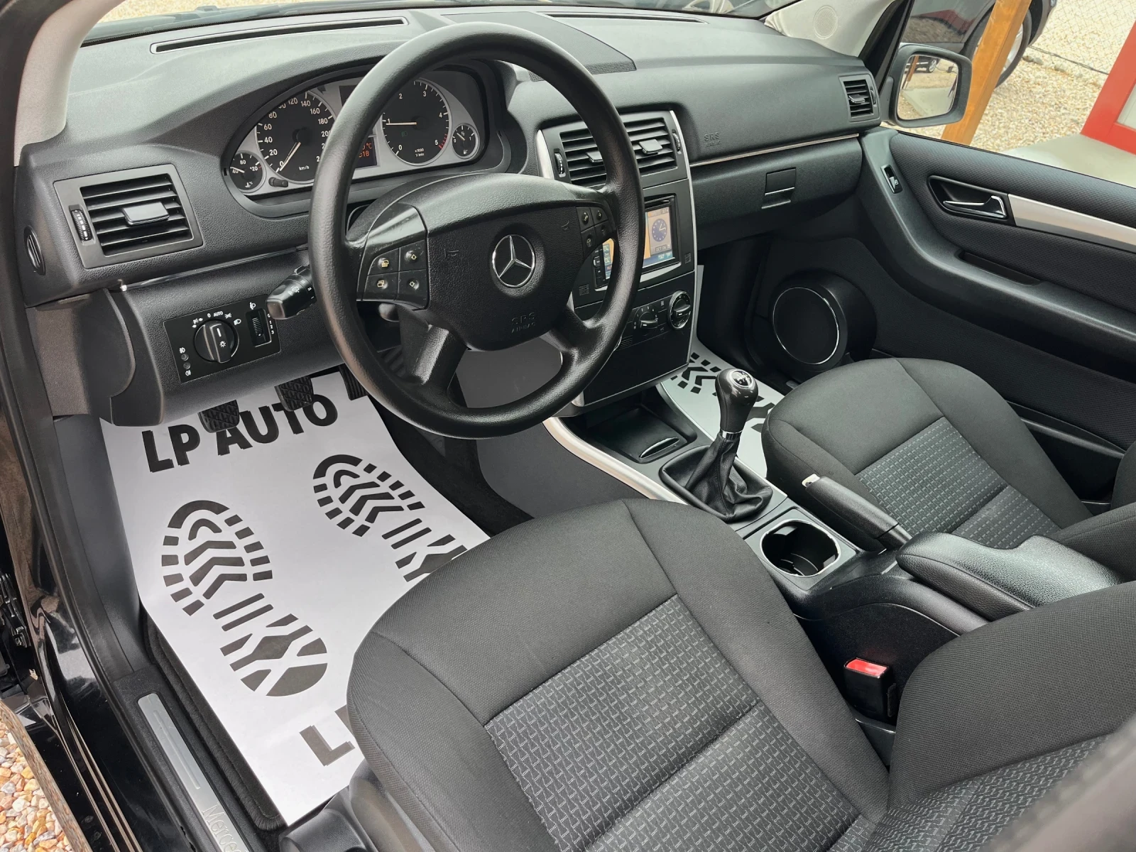 Mercedes-Benz B 180 2.0d* SPORT* NAVI* FACELIFT - изображение 8
