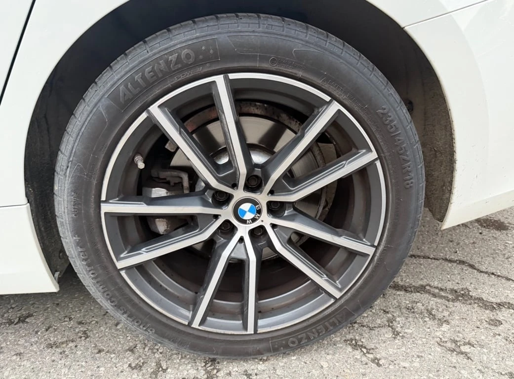 BMW 330 * 330i xDrive * CARFAX *    | Mobile.bg   15