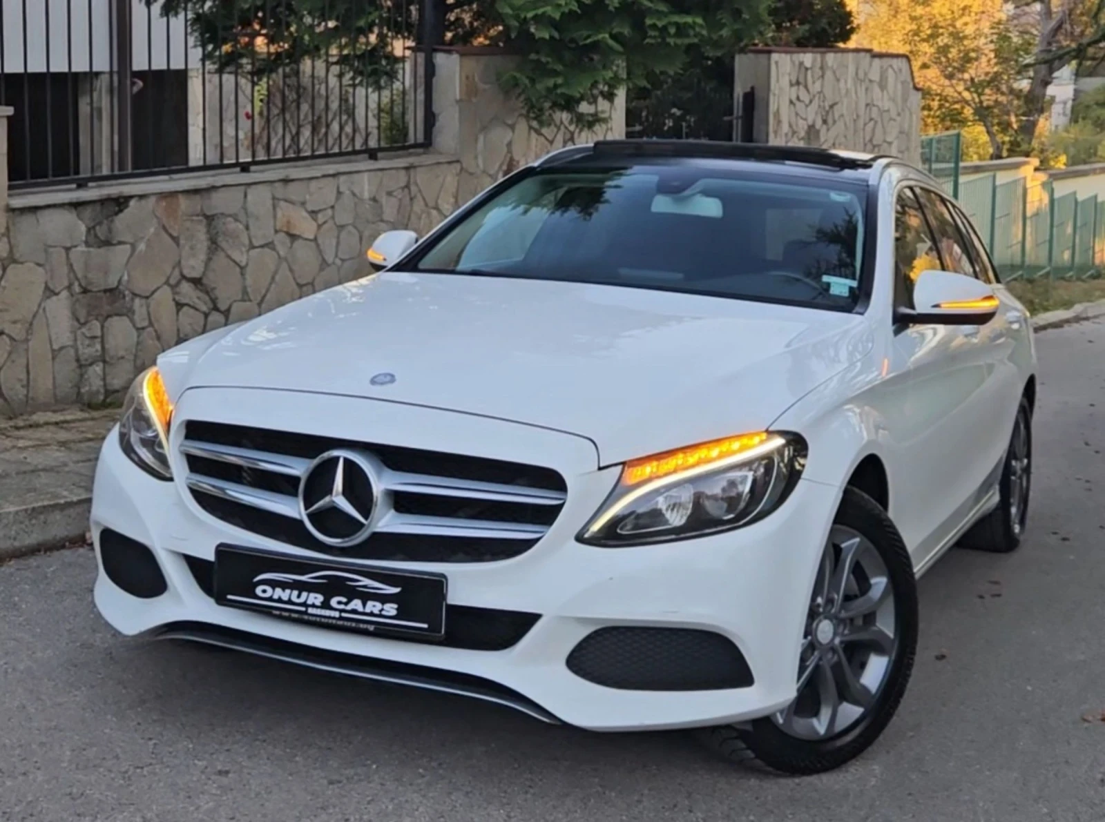 Mercedes-Benz C 220 D 4-MATIC /AIRMATIC/PANORAMA/FULL LED/7G+ /F1  | Mobile.bg � ����������� 17