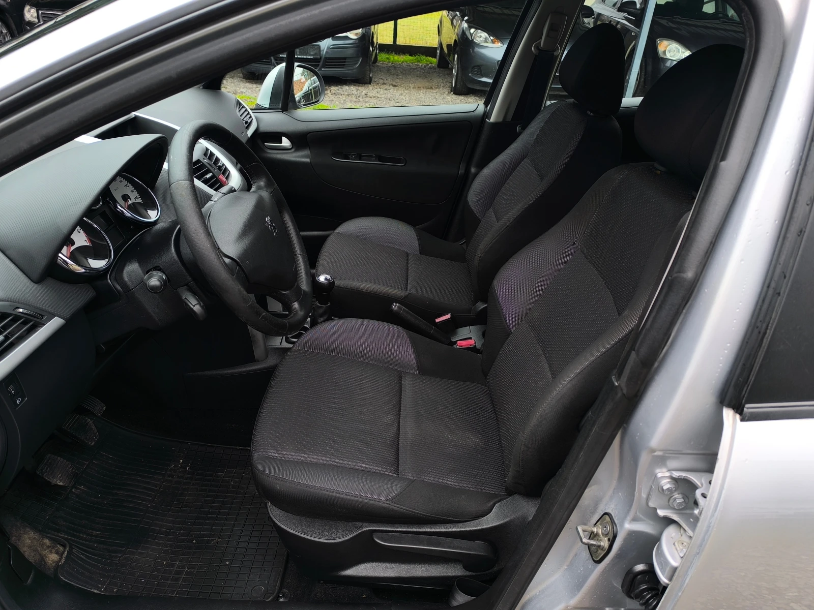 Peugeot 207 FACE LIFT-1.4i-95��-��������-��������-EURO 5 !!! | Mobile.bg � ����������� 9