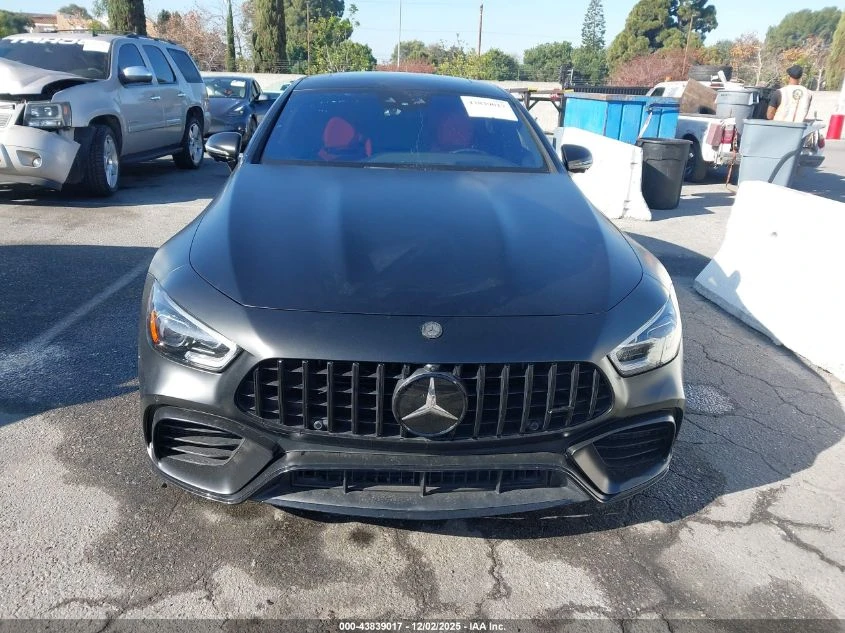 Mercedes-Benz AMG GT 4l 63 4-Door Coupe S - изображение 2