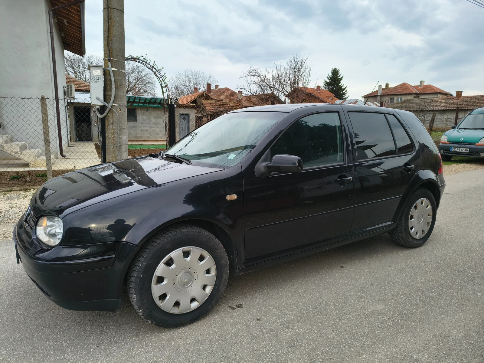 VW Golf, снимка 3 - Автомобили и джипове - 54007460