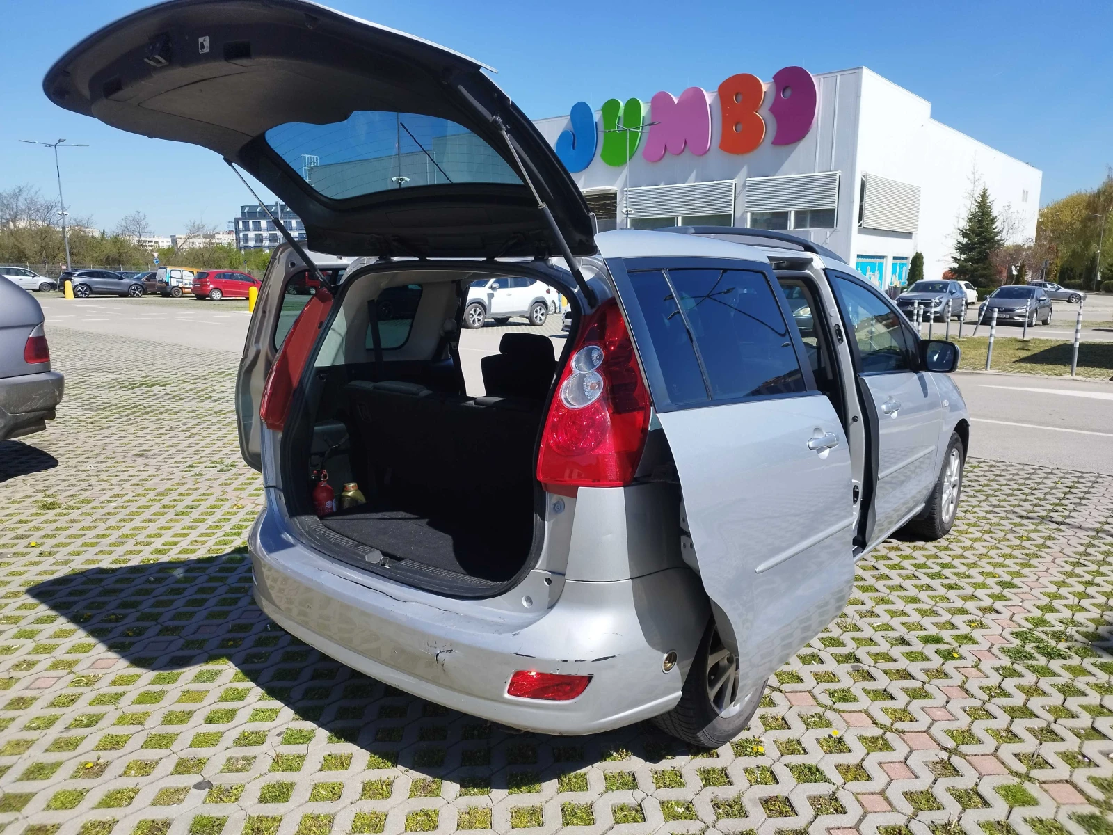 Mazda 5 2.0, снимка 3 - Автомобили и джипове - 54376186