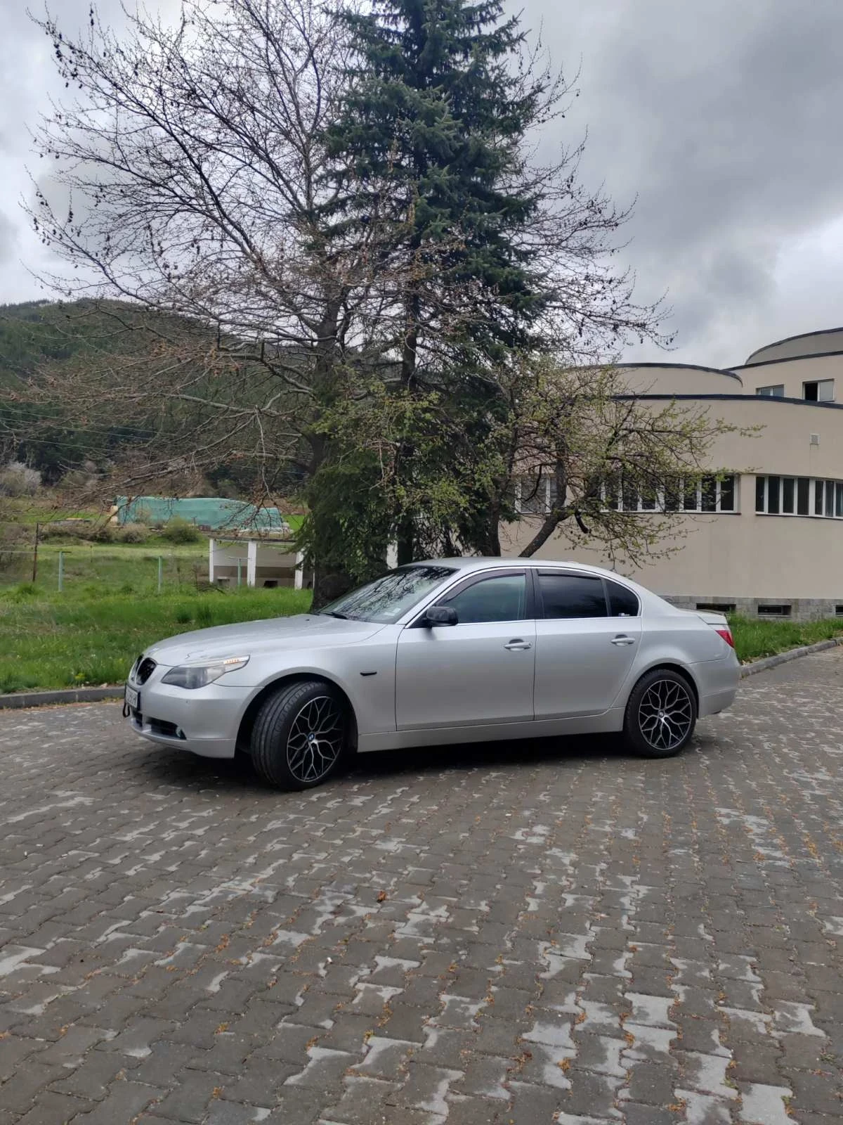 BMW 530 Xd, снимка 3 - Автомобили и джипове - 54423202