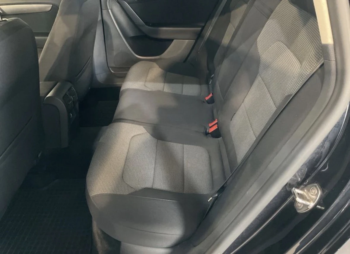 VW Passat 2.0 TDI* BlueMotion Tech* NAVI* EURO 5, снимка 15 - Автомобили и джипове - 54428039
