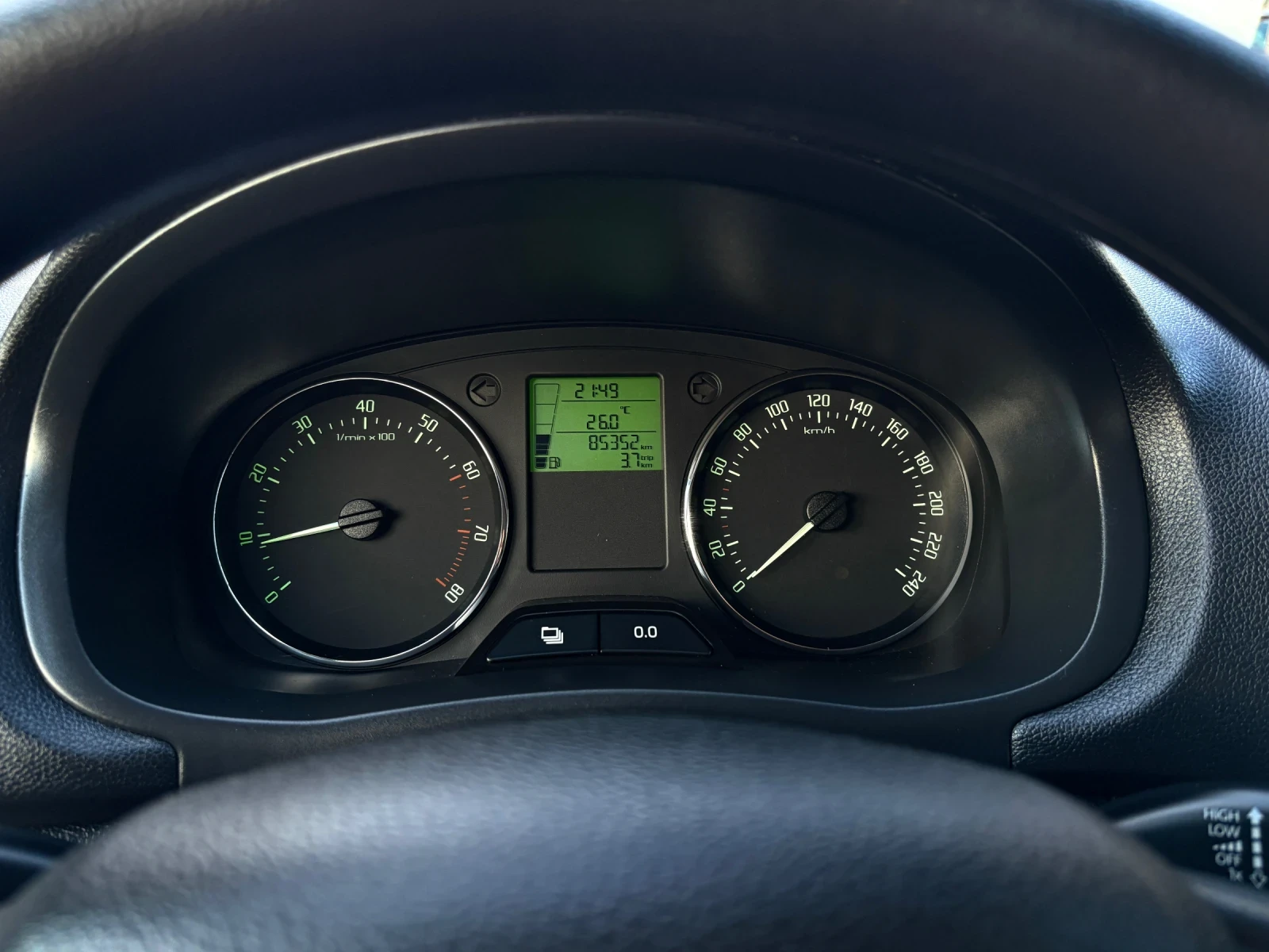 Skoda Fabia 1.2i.  Monte Carlo#Фейслифт# Обслужена# 85 000км# , снимка 10 - Автомобили и джипове - 54812751