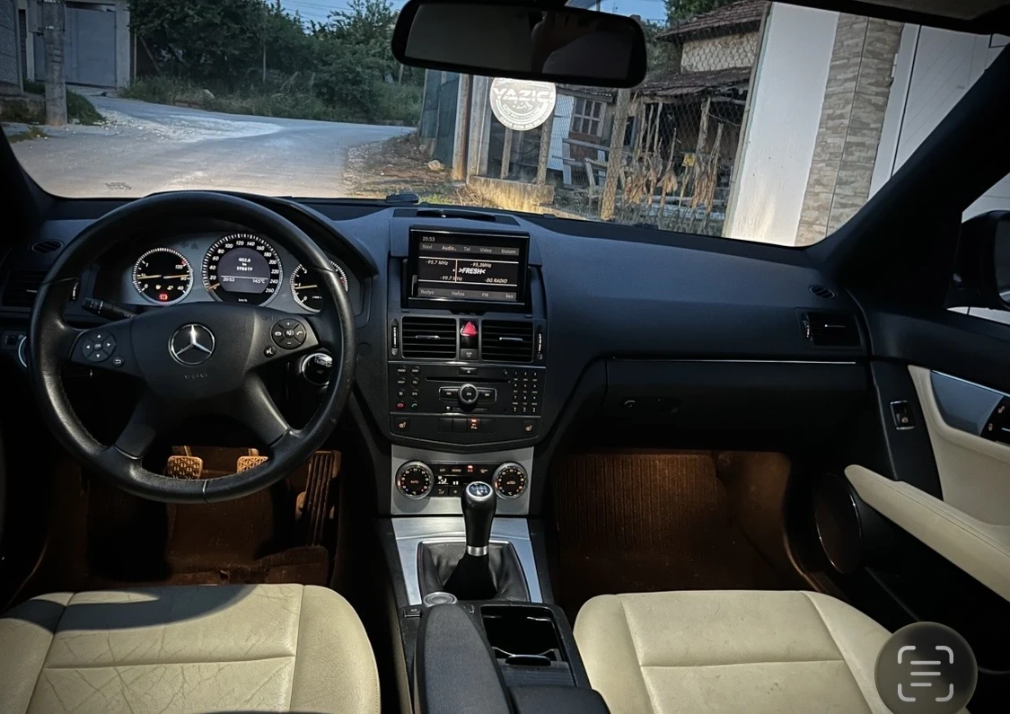 Mercedes-Benz C 220 AVANGARDE, снимка 6 - Автомобили и джипове - 54895327