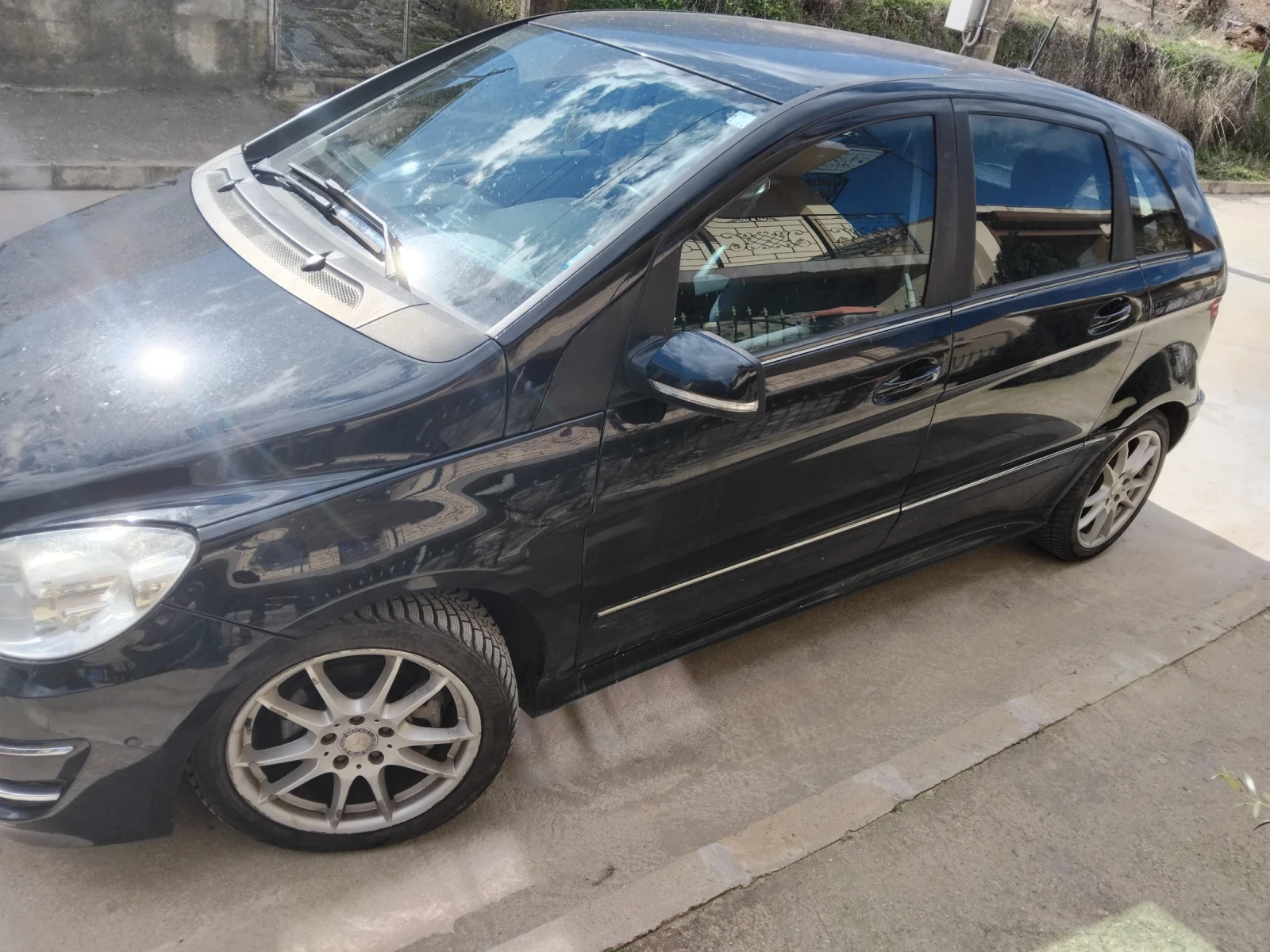 Mercedes-Benz B 180, снимка 3 - Автомобили и джипове - 54919139