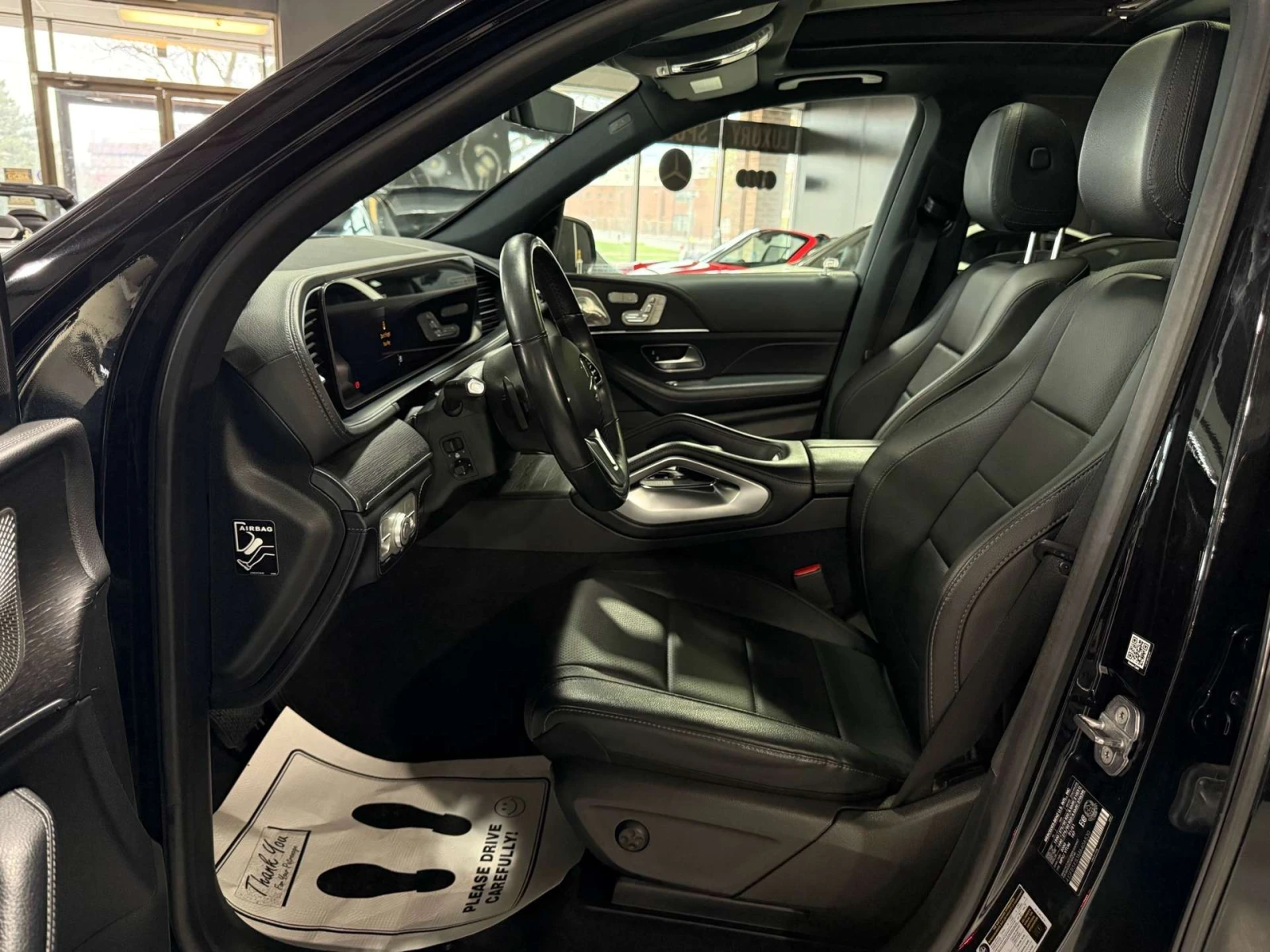 Mercedes-Benz GLE 450  4MATIC AMG NIGHT PKG / ЦЕНА ДО БЪЛГАРИЯ ! , снимка 8 - Автомобили и джипове - 55010561