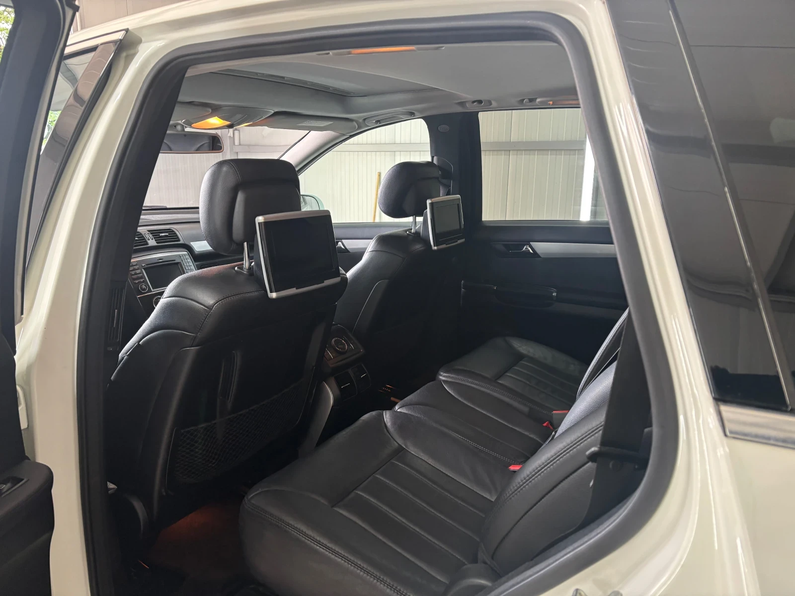 Mercedes-Benz R 350, снимка 8 - Автомобили и джипове - 55159807