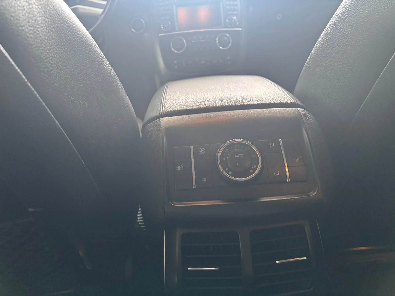 Mercedes-Benz R 350, снимка 13 - Автомобили и джипове - 55159807