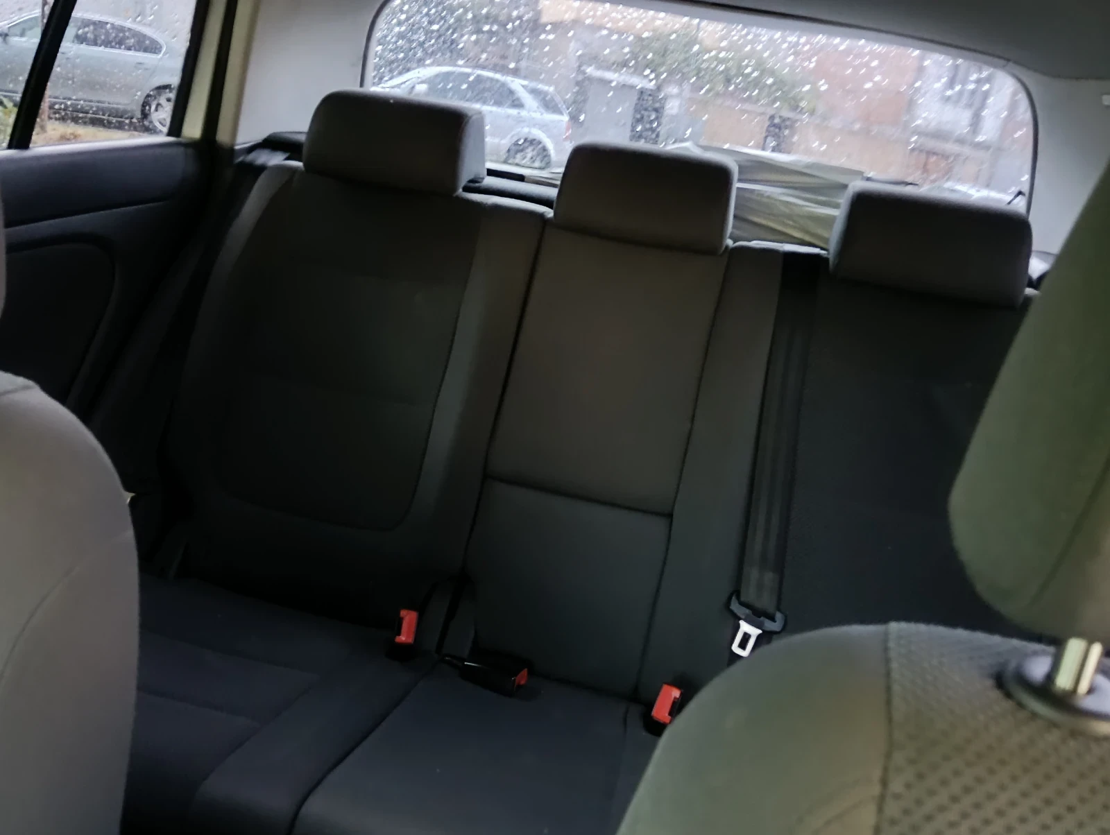 VW Golf Plus 1.6fsi, снимка 6 - Автомобили и джипове - 55191839
