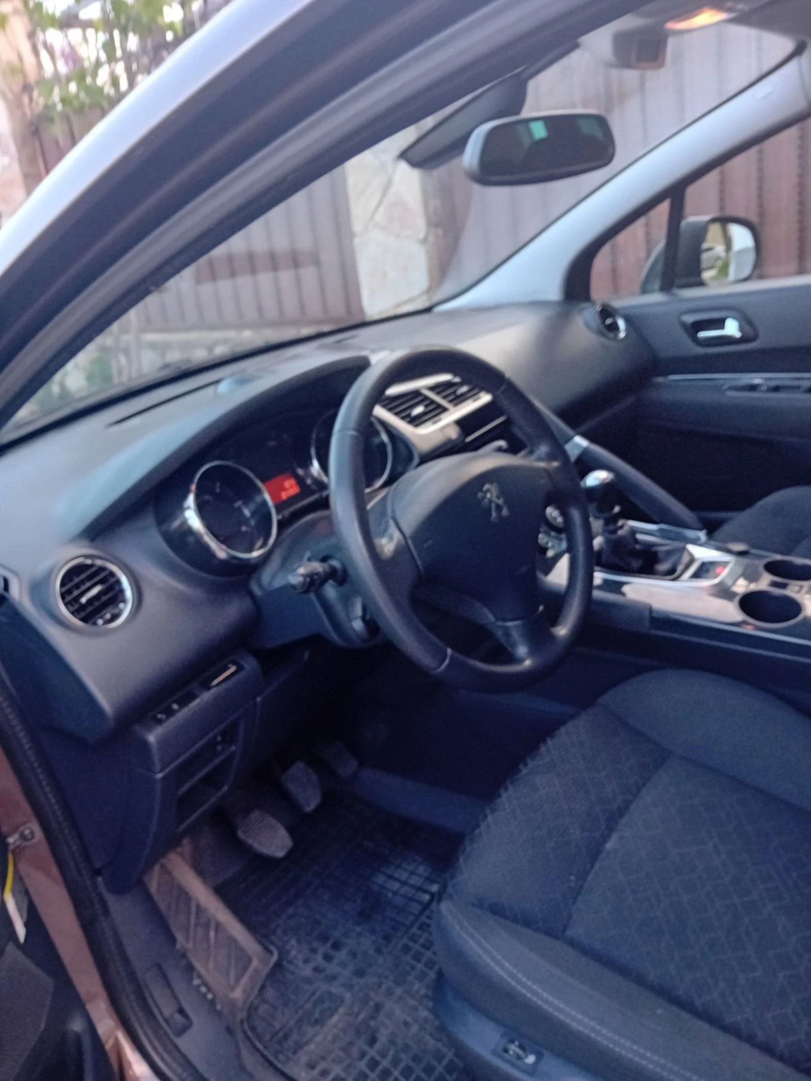 Peugeot 3008 Комби, снимка 4 - Автомобили и джипове - 55242645