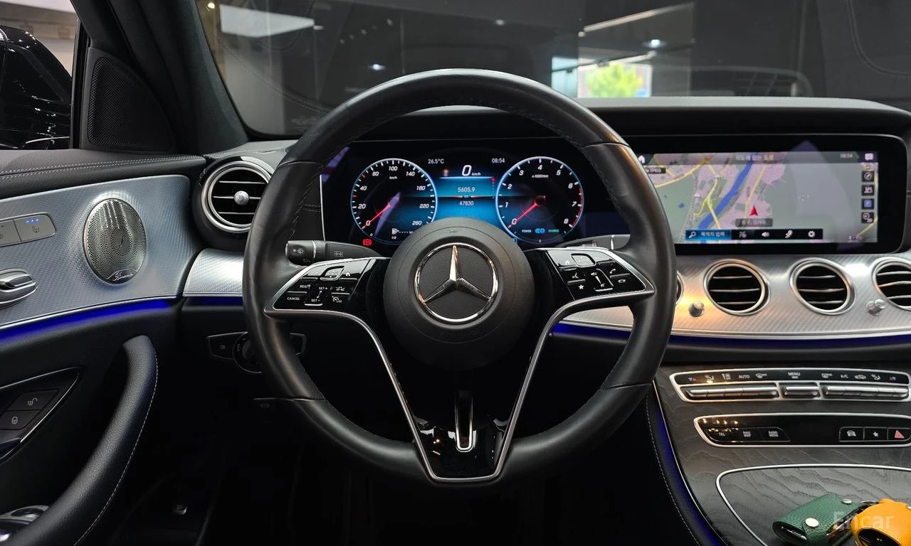 Mercedes-Benz E 350 4MATIC* BURMESTER* ���������* ���������* �����* 36 | Mobile.bg � ����������� 9