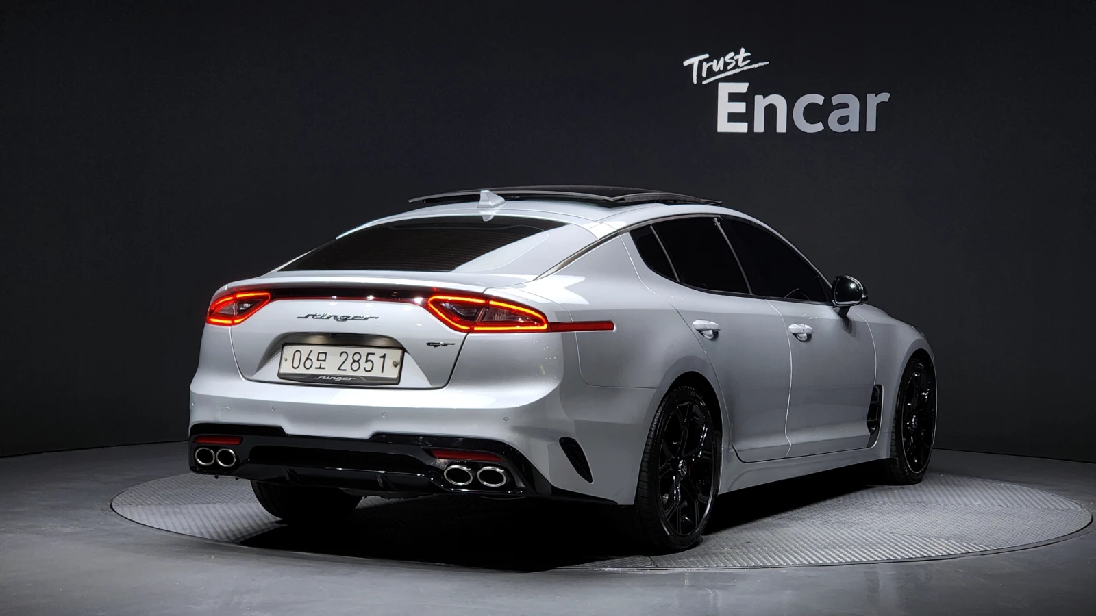 Kia Stinger 3.3* BLIND SPOT* ЕЛ. БАГАЖНИК* 360* HUD* КРАЙНА ЦЕ, снимка 2 - Автомобили и джипове - 55595114