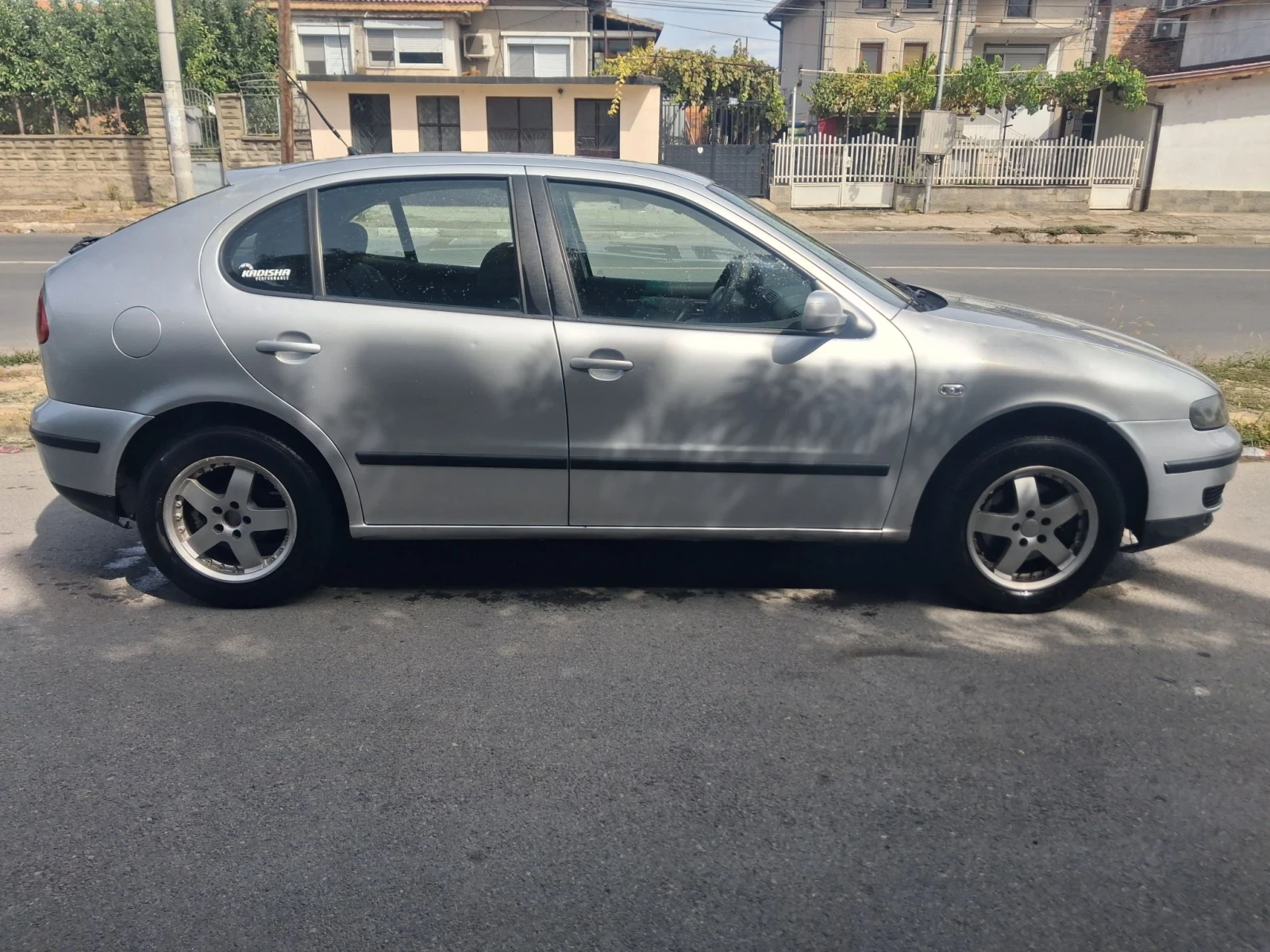 Seat Leon 1.9TDI 90, снимка 6 - Автомобили и джипове - 56083786