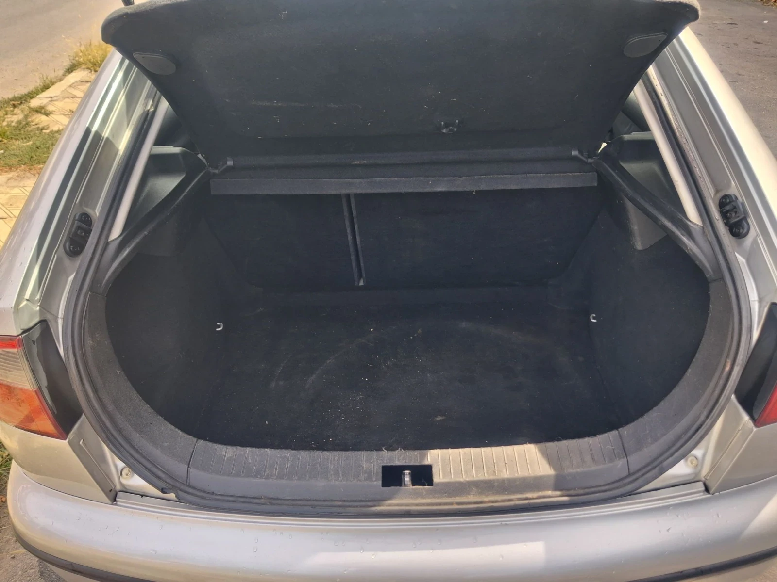 Seat Leon 1.9TDI 90, снимка 13 - Автомобили и джипове - 56083786