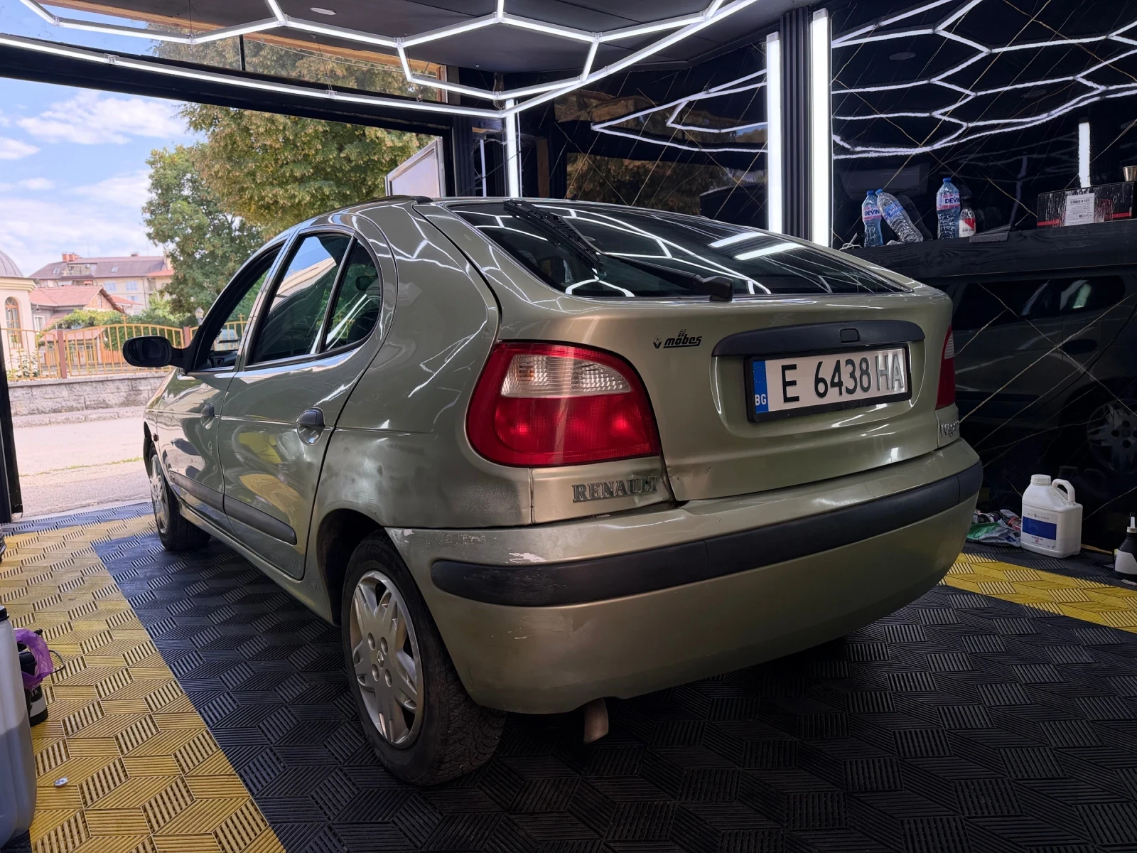 Renault Megane 16V ВНОС, снимка 3 - Автомобили и джипове - 56141260
